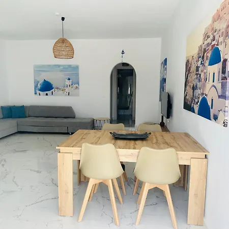 Santana Lägenhet Perivolos (Santorini)