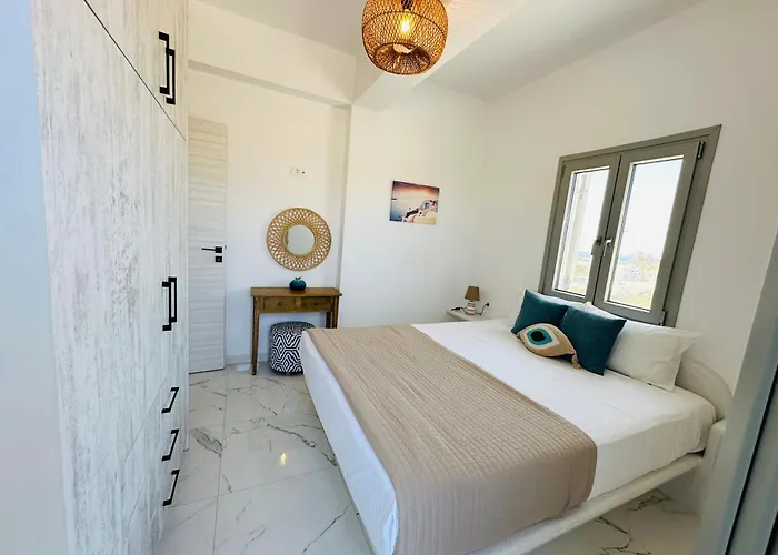 Santana Perivolos (Santorini)