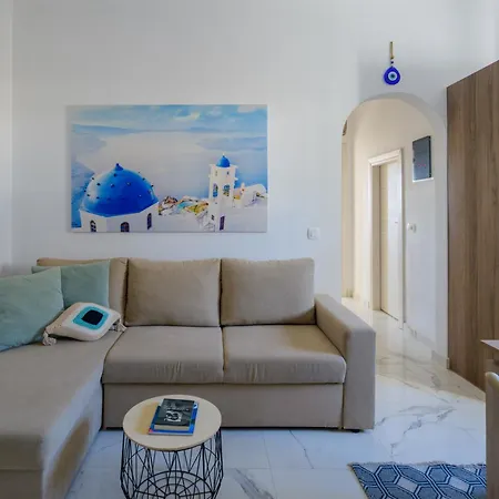 Santana Daire Perivolos (Santorini)