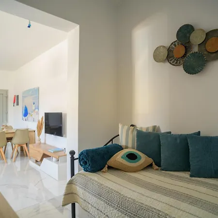 Santana Daire Perivolos (Santorini)