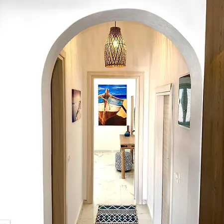 Daire Santana Perivolos (Santorini)