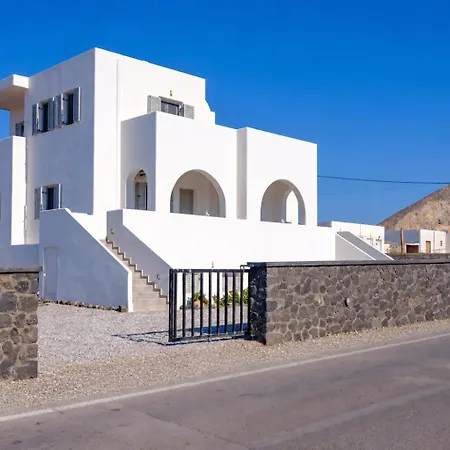 Santana Apartment Perivolos (Santorini)